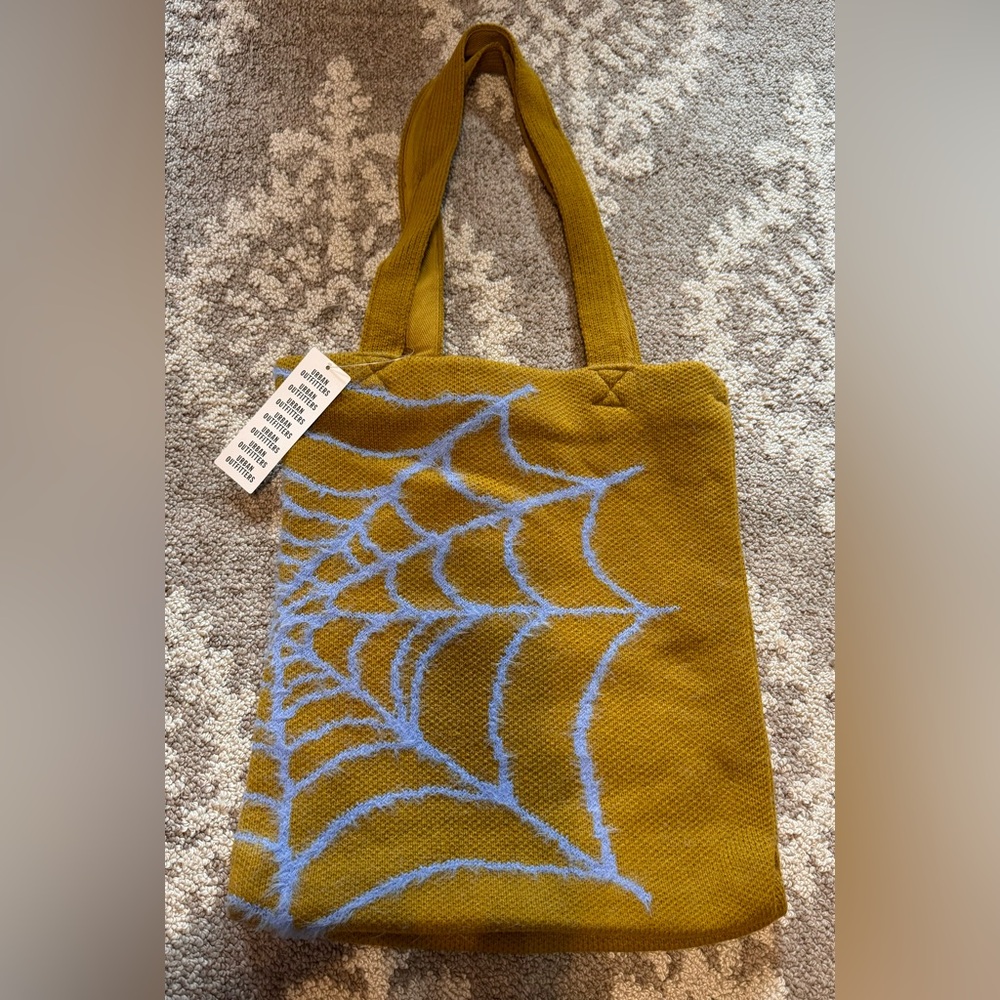 Urban Outfitters Knit Tote💛